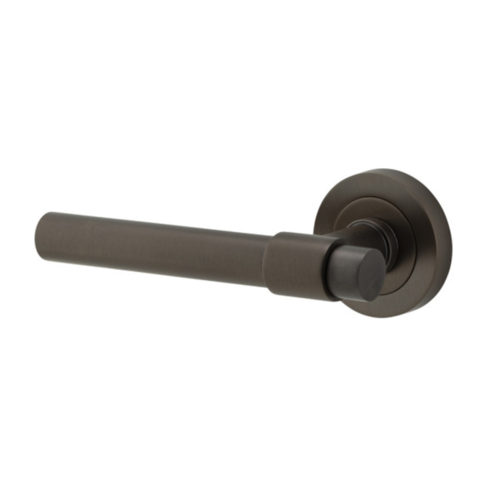 Door Lever Helsinki Fixed Lever Left - Round Rose Signature Brass D52xP44mm
(Latch/Lock Sold Separately) in Signature Brass