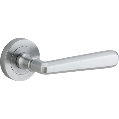 Door Lever Copenhagen Round Rose Brushed Chrome D52xP61mm
(Latch/Lock Sold Separately) in Brushed Chrome