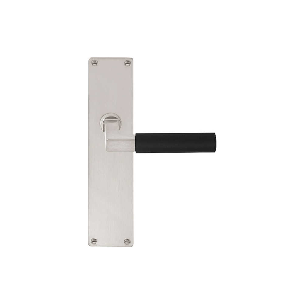 Pair of Formani TIMELESS 1930 lever handle on rectangular backplate, featuring sleek design and brushed nickel finish.