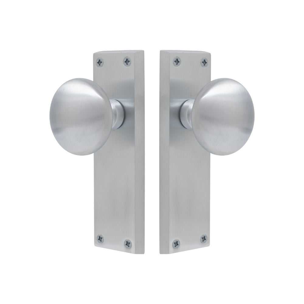 Victorian Knob Latch in Satin Chrome