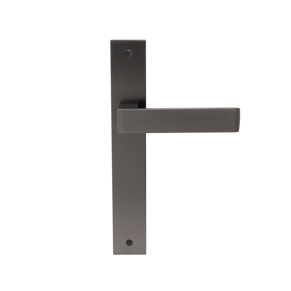 Galaxy - Pegasus Elite Longplate Dummy - LH in Graphite Nickel