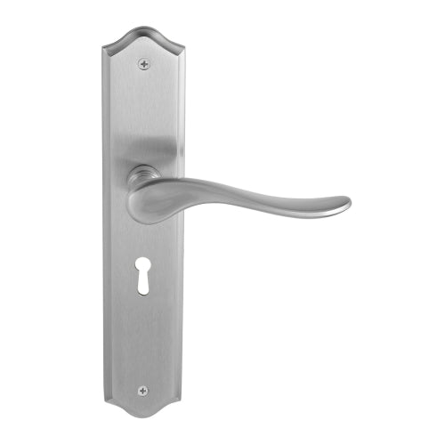 Haven Traditional Backplate Std Keyhole in Satin Chrome