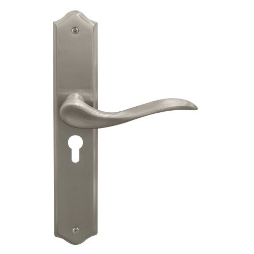 Hermitage Traditional Backplate E48 Keyhole in Brushed Nickel