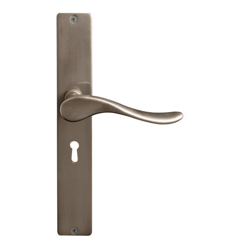 Haven Square Backplate Std Keyhole in Natural Bronze
