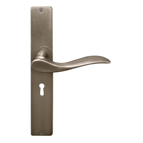 Hermitage Square Backplate Std Keyhole in Natural Bronze