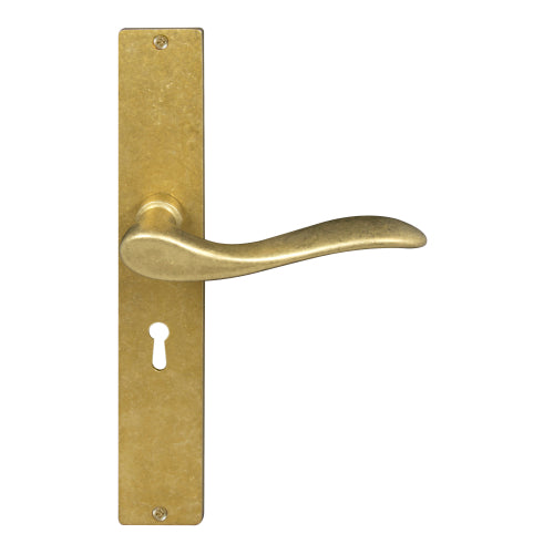 Hermitage Square Backplate Std Keyhole in Rumbled Brass