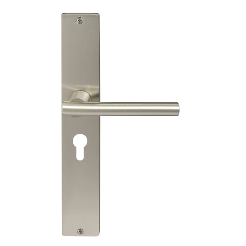 Charleston Square Backplate E48 Keyhole in Brushed Nickel