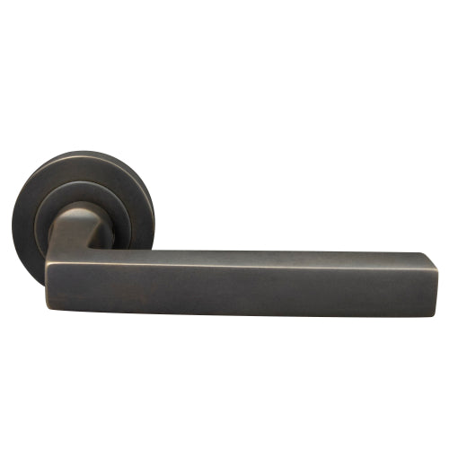 Federal 52mm Round Rose Lever Set in Dark Roman Brass