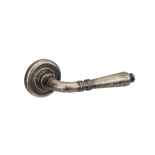 Balmain Lever Set in Vintage Pewter
