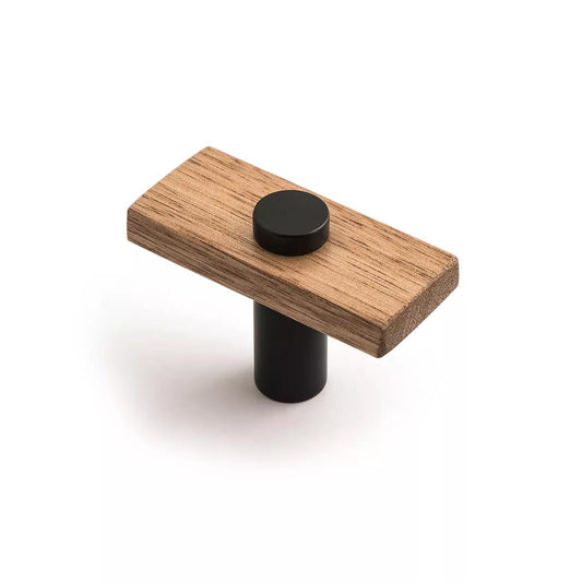 Madera Knob in Tasmanian Oak / Matte Black