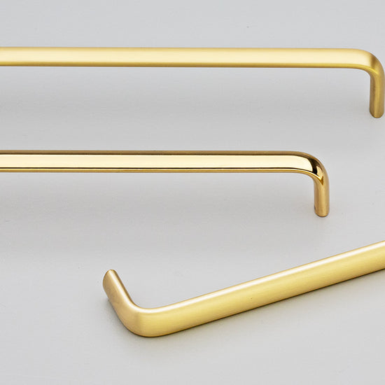 Trumpet Handle 224mm C to C Polished Brass Gloss in Polished Brass Gloss