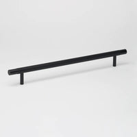 Lo & Co Kintore Appliance Pull in Matt Black