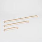Curve Pull Live Brass in Live Brass