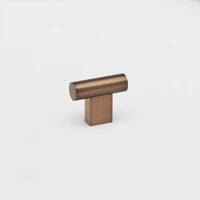 Lo & Co T Pull in Bronze