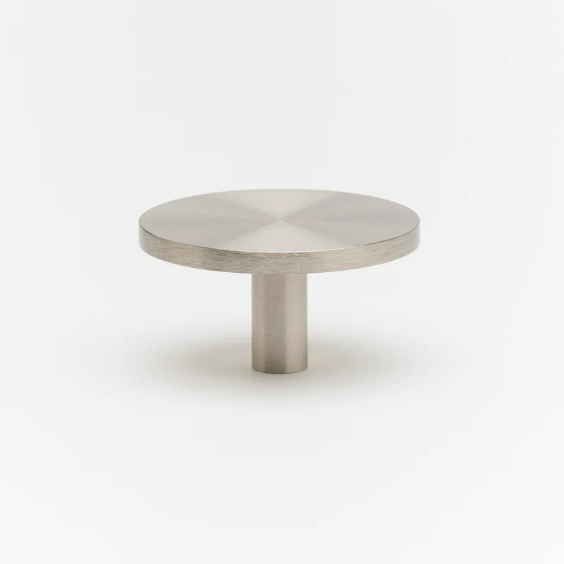 Lo & Co Paige Knob in Nickel