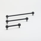 Lo & Co Sphere Pull in Black