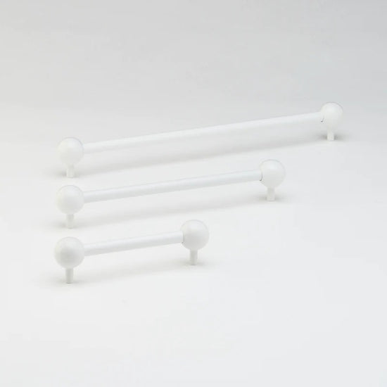 Lo & Co Sphere Pull in White