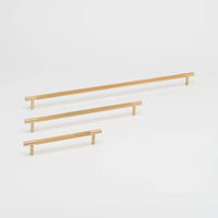Linear Appliance Pull Live Brass in Live Brass