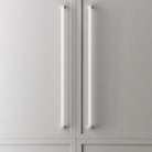 Curve Appliance Pull White in White