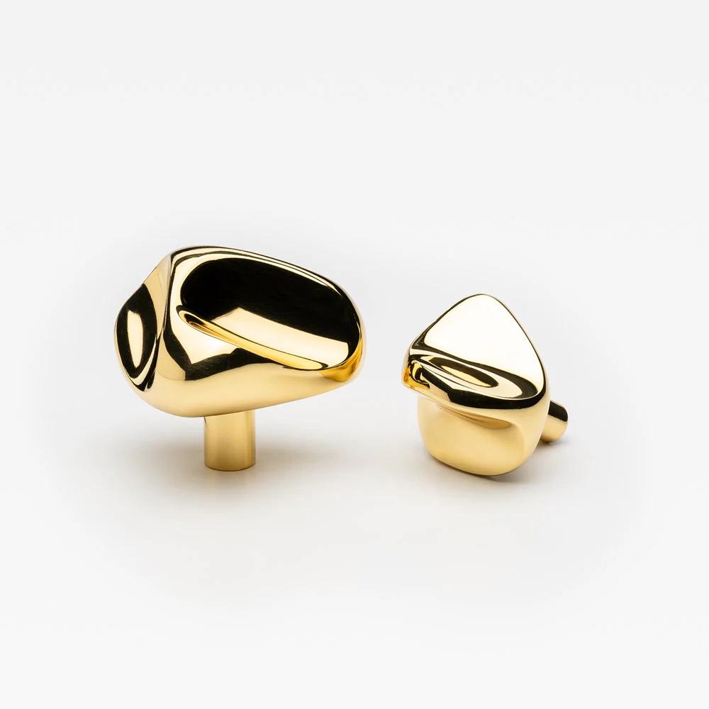 Rubble Knob Polished Brass in Polished Brass