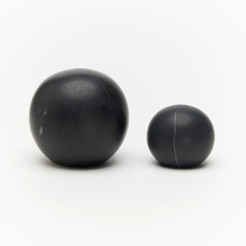 Lo & Co Hubble Knob  Marble in Black Marble