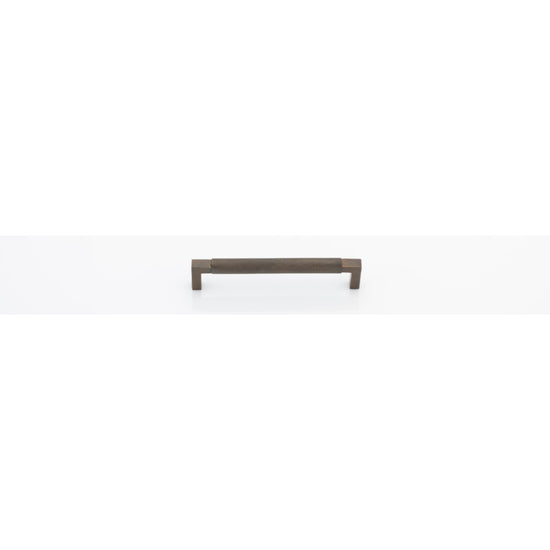 Cabinet Pull Brunswick Knurled Signature Brass L170xW15xP40 CTC160mm in Signature Brass
