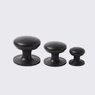 Kew Knob Large - Scorched Black in Scorched Black