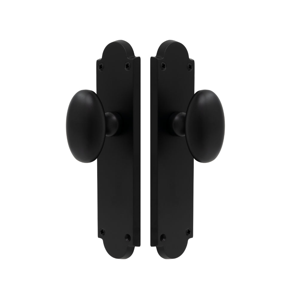 Oval Knob Latch in Matt Black