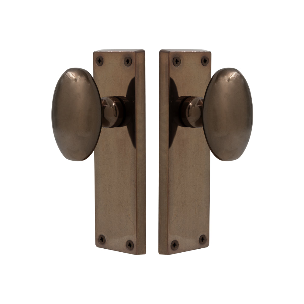 Oval Knob Latch in Antique Bronze