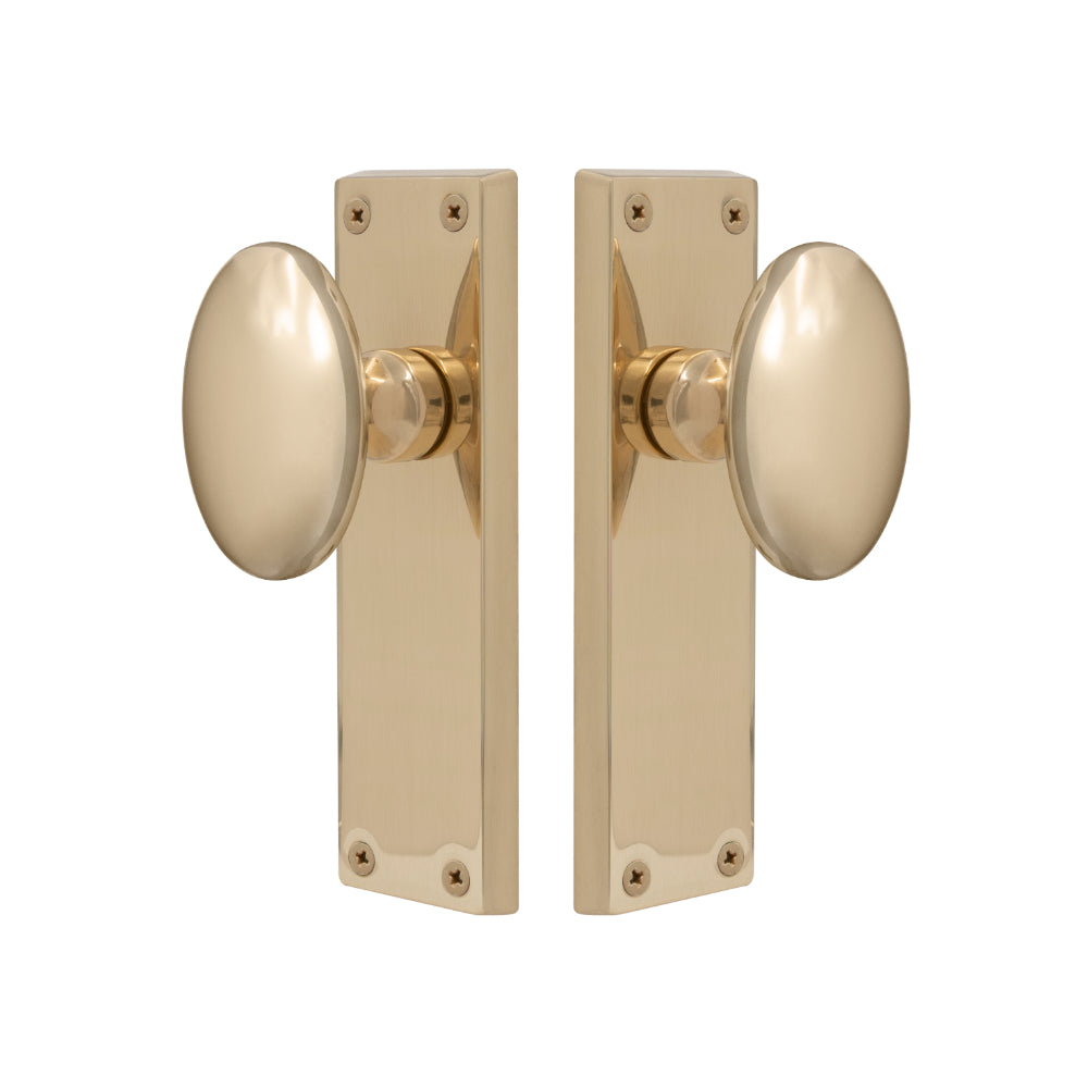 Oval Knob Latch in Unlacquered Brass