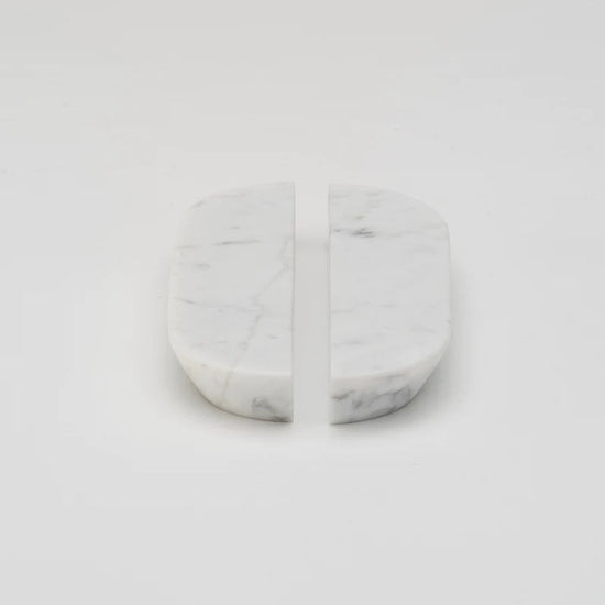 Lo & Co Dot Marble Handle Carrara Small in Carrara Marble