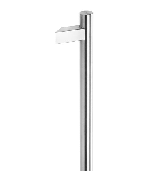 8260 Offset Single Entrance Handle, Rear Disk Fix, 800mm x 38mm, CTC 700mm in Satin Stainless