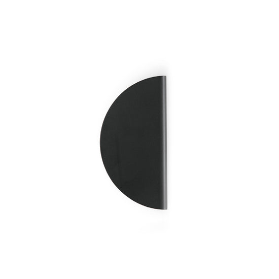 SOLA HALF ROUND LIP PULL - 80MM - MATT BLACK in Matt Black