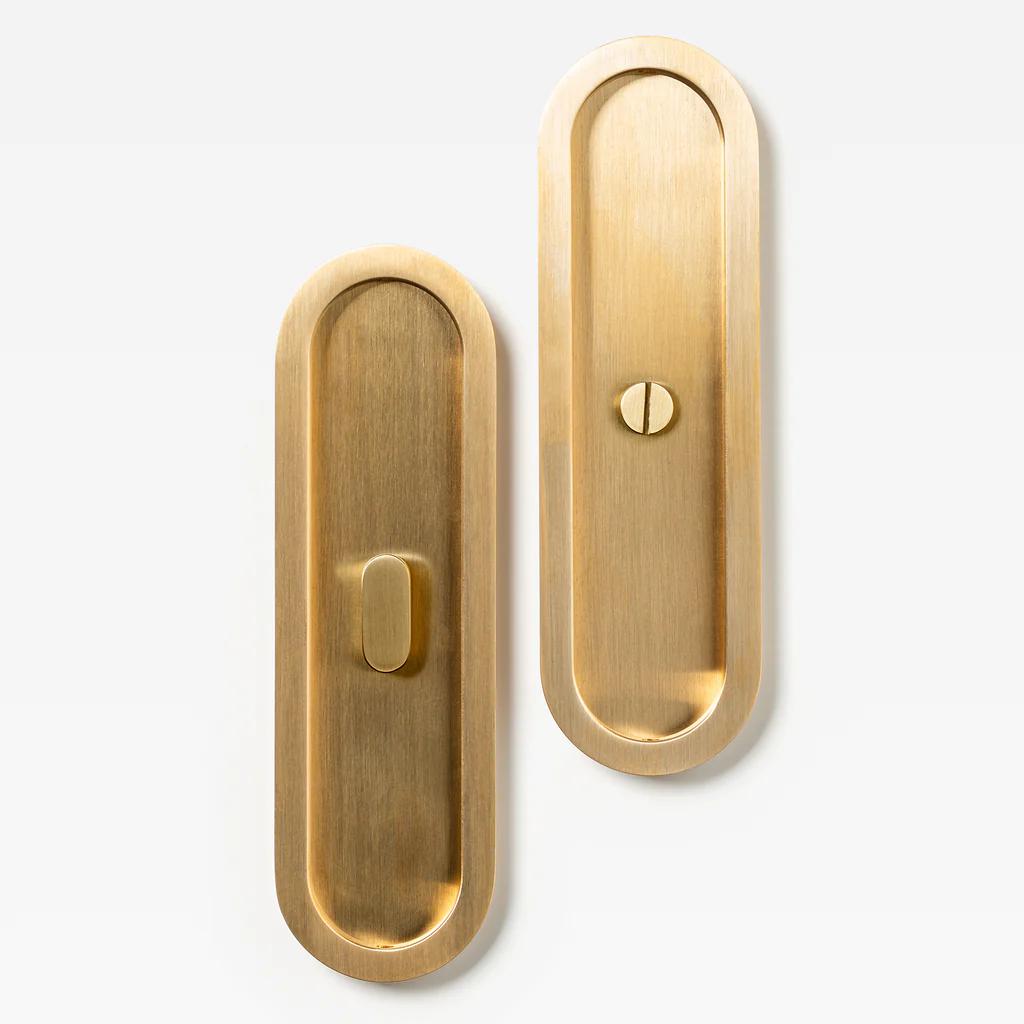 Oval Flush Pull Privacy Live Brass (mid-late 2025) 220mm Set in Live Brass