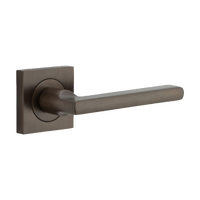 Door Lever Baltimore Square Rose Pair Signature Brass H52xW52xP55mm
(Latch/Lock Sold Separately) in Signature Brass