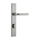Pair of Iver Oslo lever handles on rectangular backplates, architectural hardware for doors, with a sleek modern design.