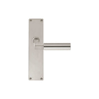 Pair of Formani TIMELESS 1930 lever handle sets on rectangular backplates, showcasing sleek modern door hardware design.