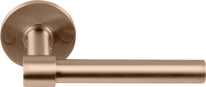 Pair of Formani ONE XL 15Ø lever handles on round rose, showcasing sleek modern design in polished finish.