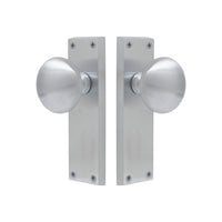 Victorian Knob Latch in Satin Chrome