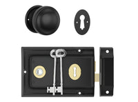 Door Knob Milled Edge Matt Black 45mm & Rim Lock MB/PB Set in Matt Black / Polished Brass