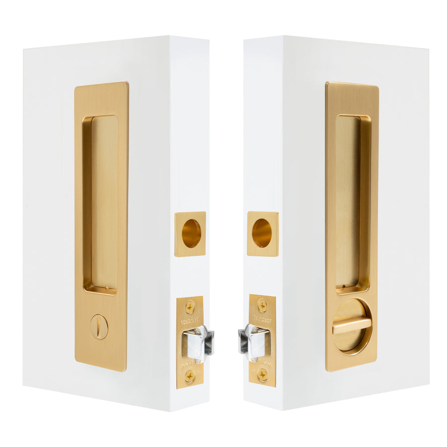Windsor Cavity-Suite Ultra lock set with multiple keys and sleek metallic finish, displayed on a plain background.