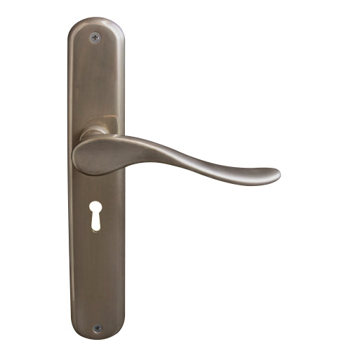 Haven Oval Backplate Std Keyhole in Natural Bronze