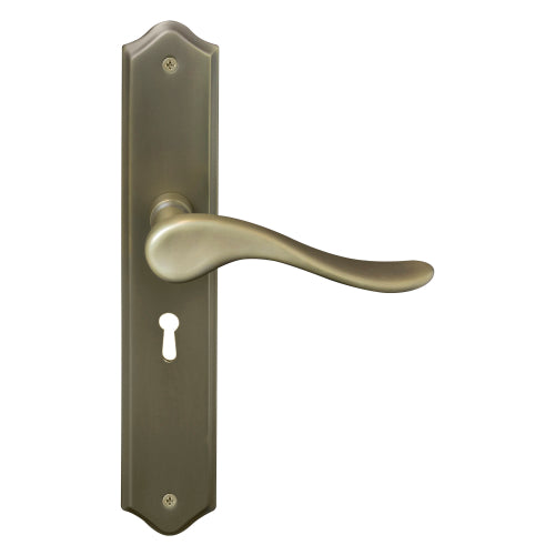 Haven Traditional Backplate Std Keyhole in Roman Brass