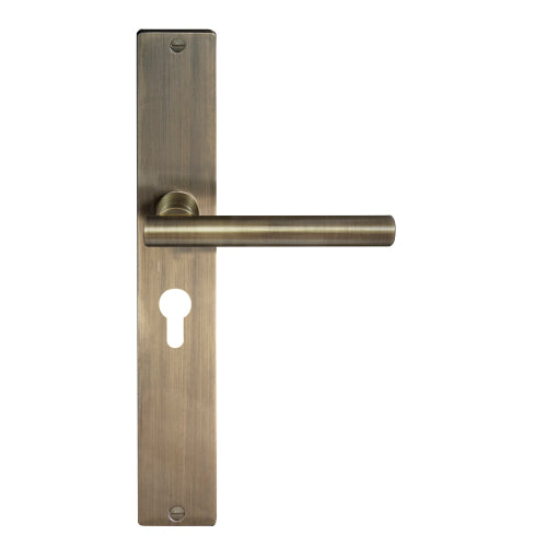 Charleston Square Backplate E48 Keyhole in Brushed Bronze