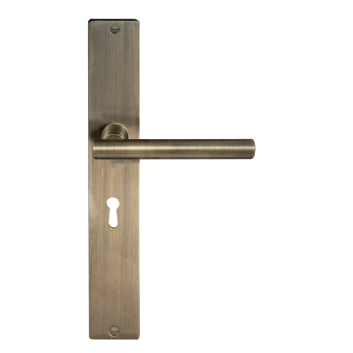 Charleston Square Backplate Std Keyhole in Brushed Bronze