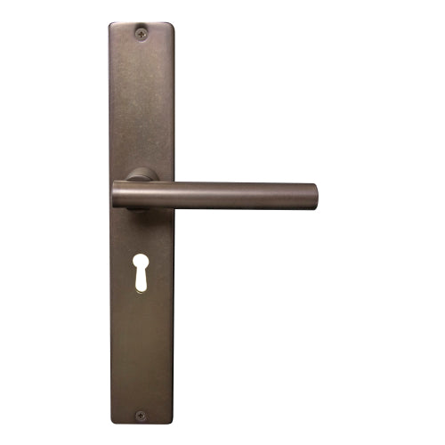 Charleston Square Backplate Std Keyhole in Matt Antique Bronze