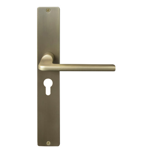 Chalet Square Backplate E48 Keyhole in Roman Brass