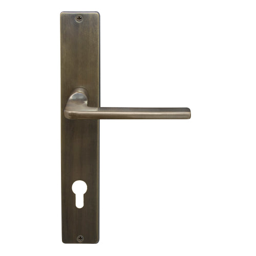Chalet Square Backplate E85 Keyhole in Oil Rubbed Bronze