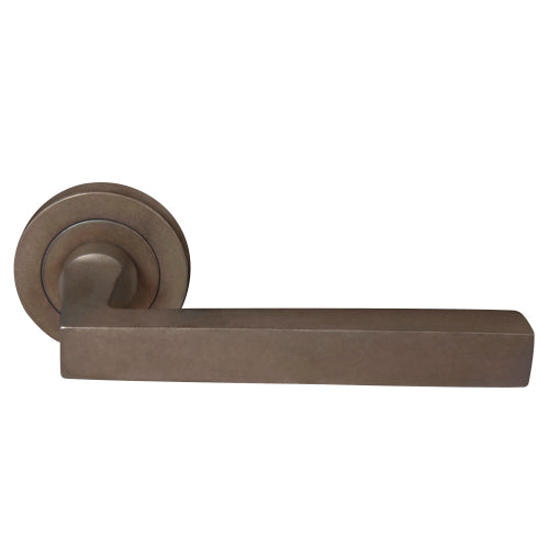 Federal 52mm Round Rose Lever Set in Natural Bronze
