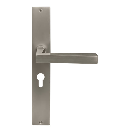 Federal Square Backplate E48 Keyhole in Brushed Nickel